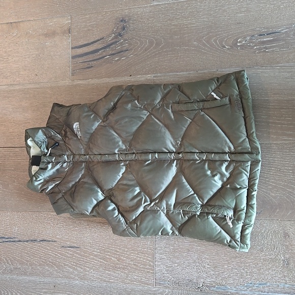 The North Face Puffer Vest - Picture 1 of 5